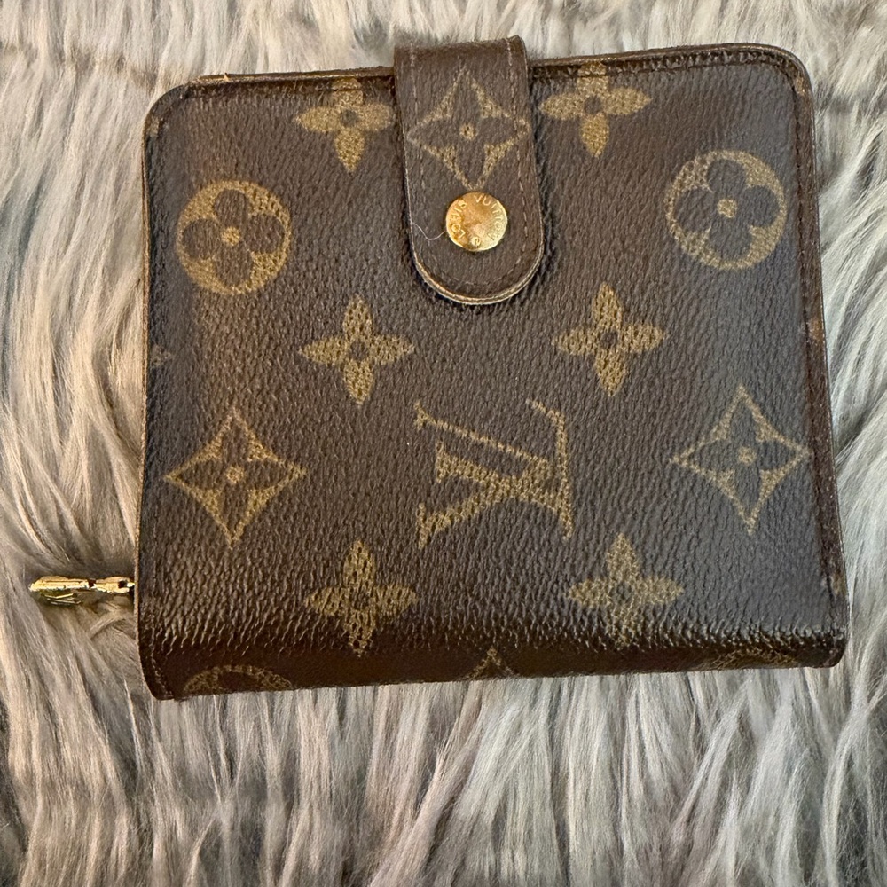 2000 Louis Vuitton Monogram Compact Porte Papier Zip Wallet